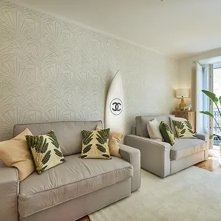 Luxury Bairro Alto 5 *