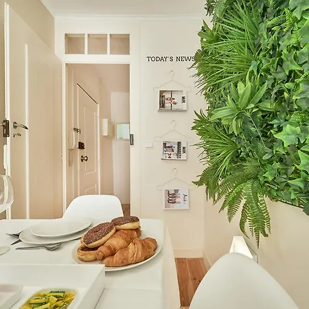 Luxury Bairro Alto 5 アパート *